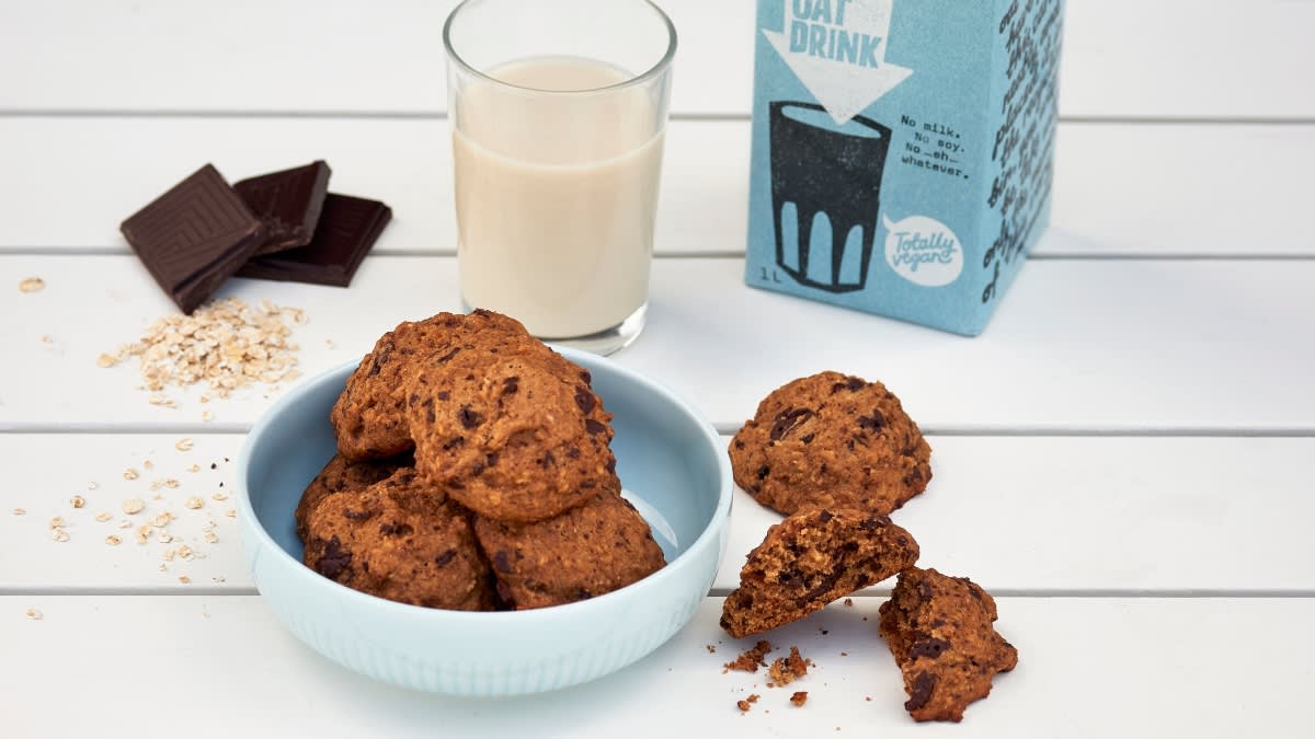 Avižiniai sausainiai su avižų gėrimu