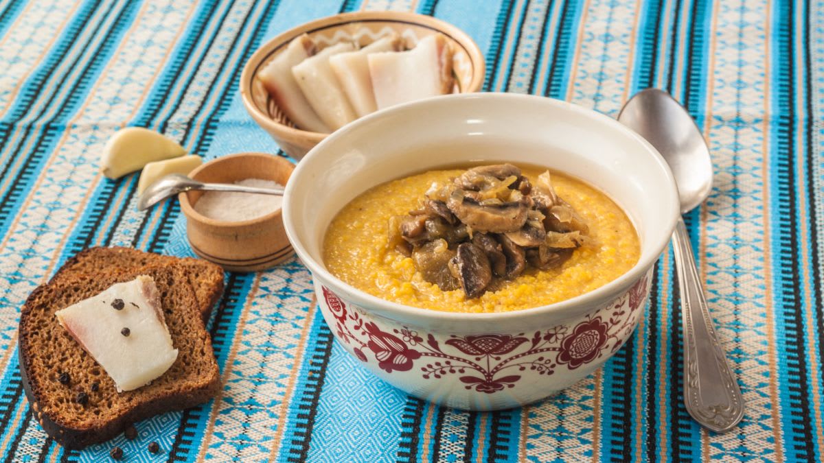 Ukrainietiškas Banush