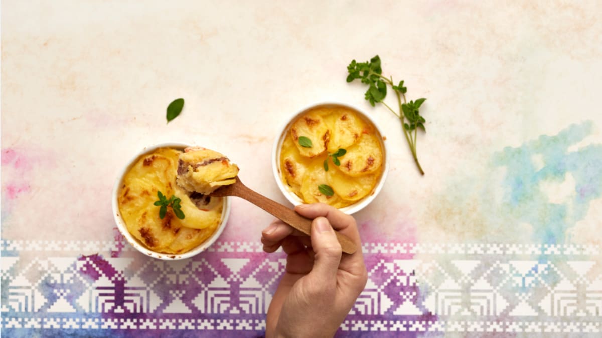 Apkepta jautienos mentė su krienais ir bulvėmis