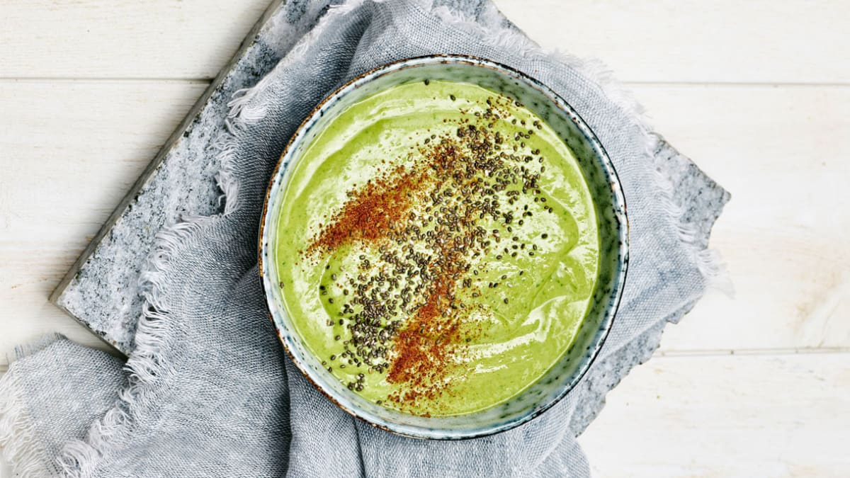 Žaliasis glotnutis su bananais