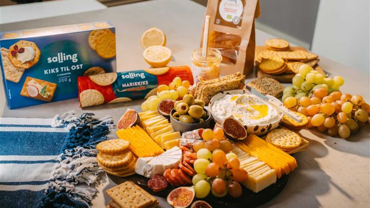 Sūrio užkandžių lentelė