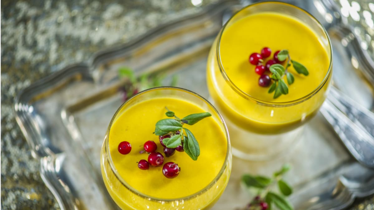 Koorene mango-kookosepuding