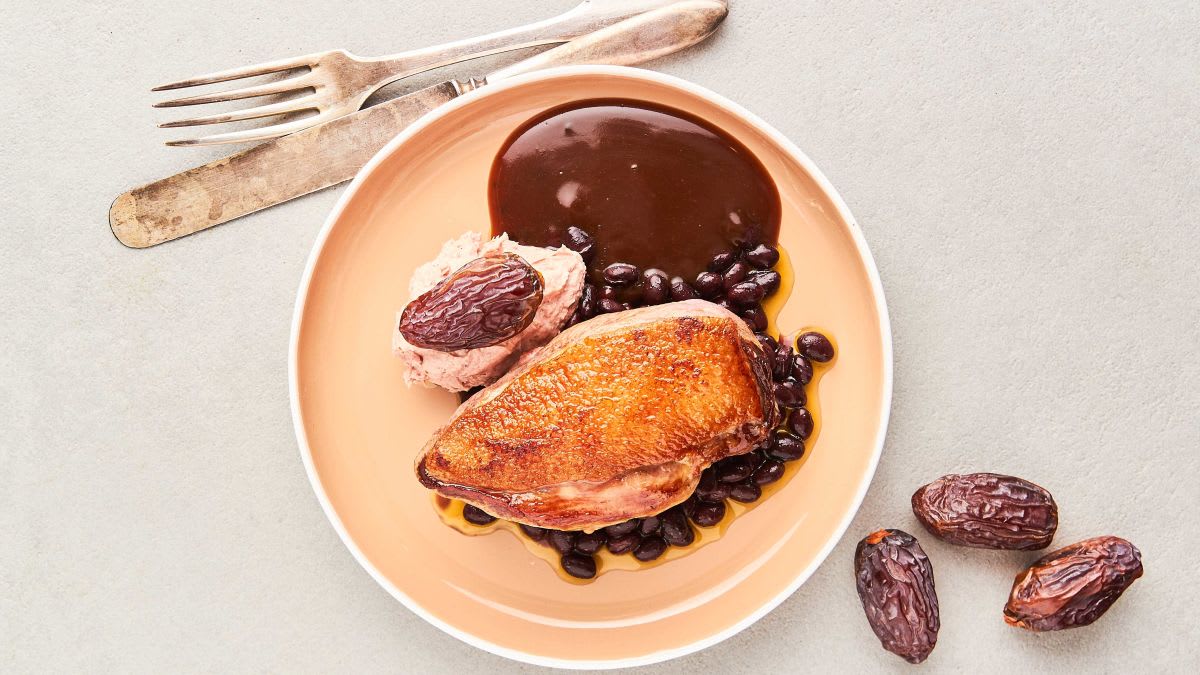 Cepta pīle ar pīles aknu pastēti