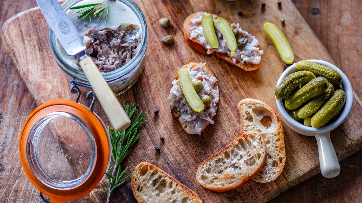 Pardi-rillette röstitud saial