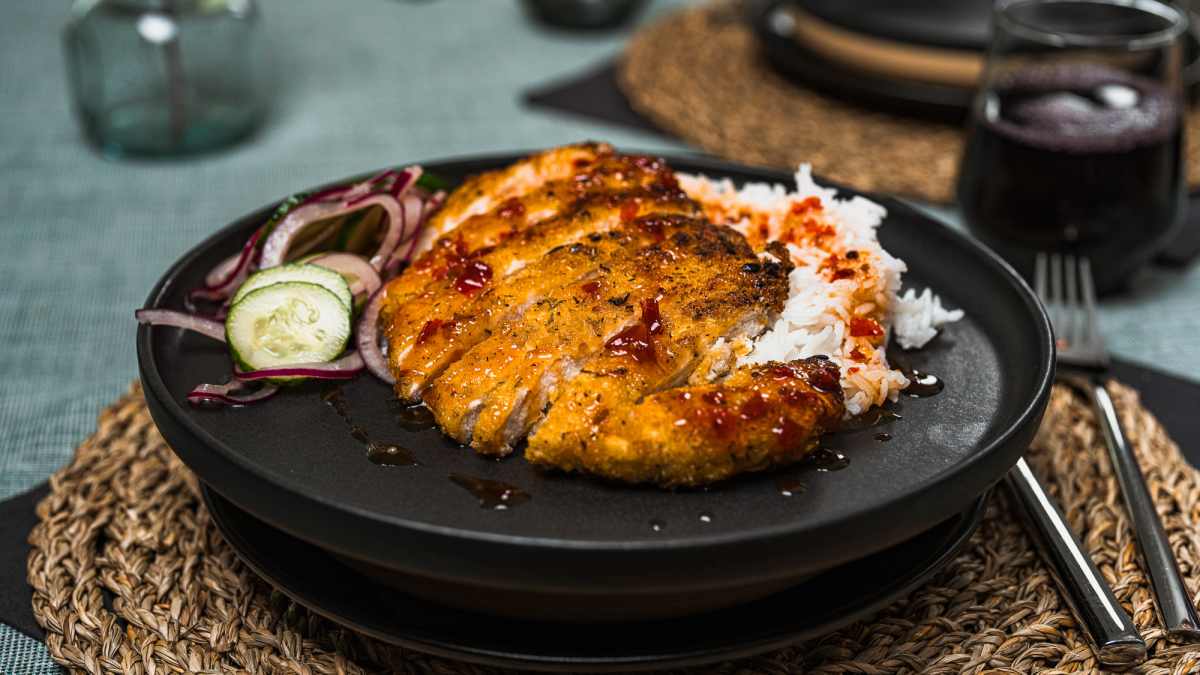 Vistas krūtiņa kraukšķīgā kukurūzas pārslu panējumā