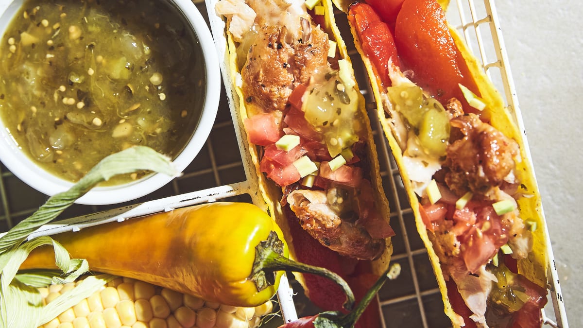 Kukurūzas tako ar grilētu cāli