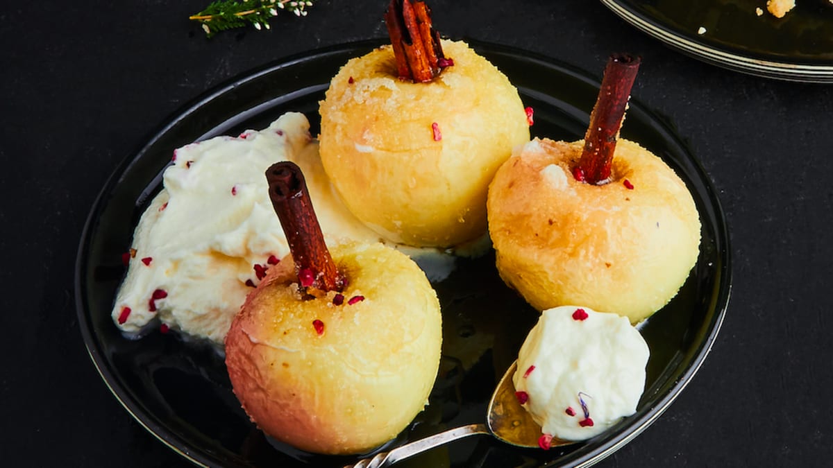 Krāsnī cepti āboli ar kanēli