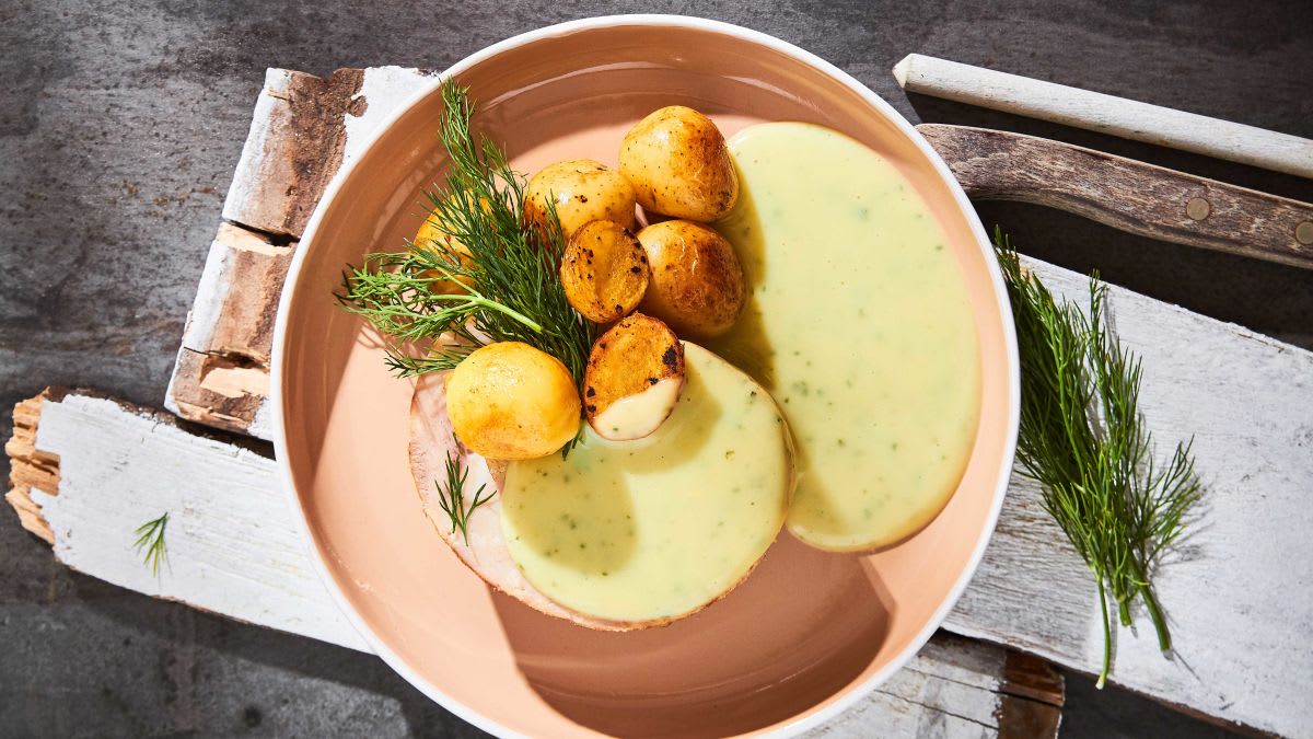 Cūkas šķiņķis ar Bearnas mērci