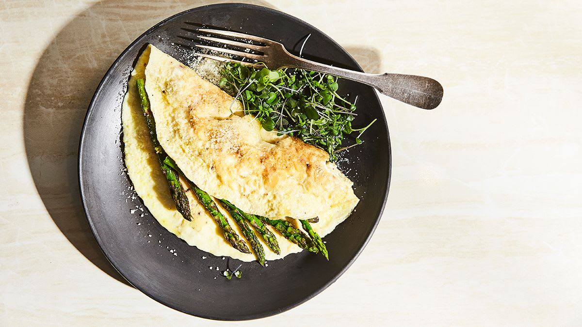 Omlete ar sparģeļiem