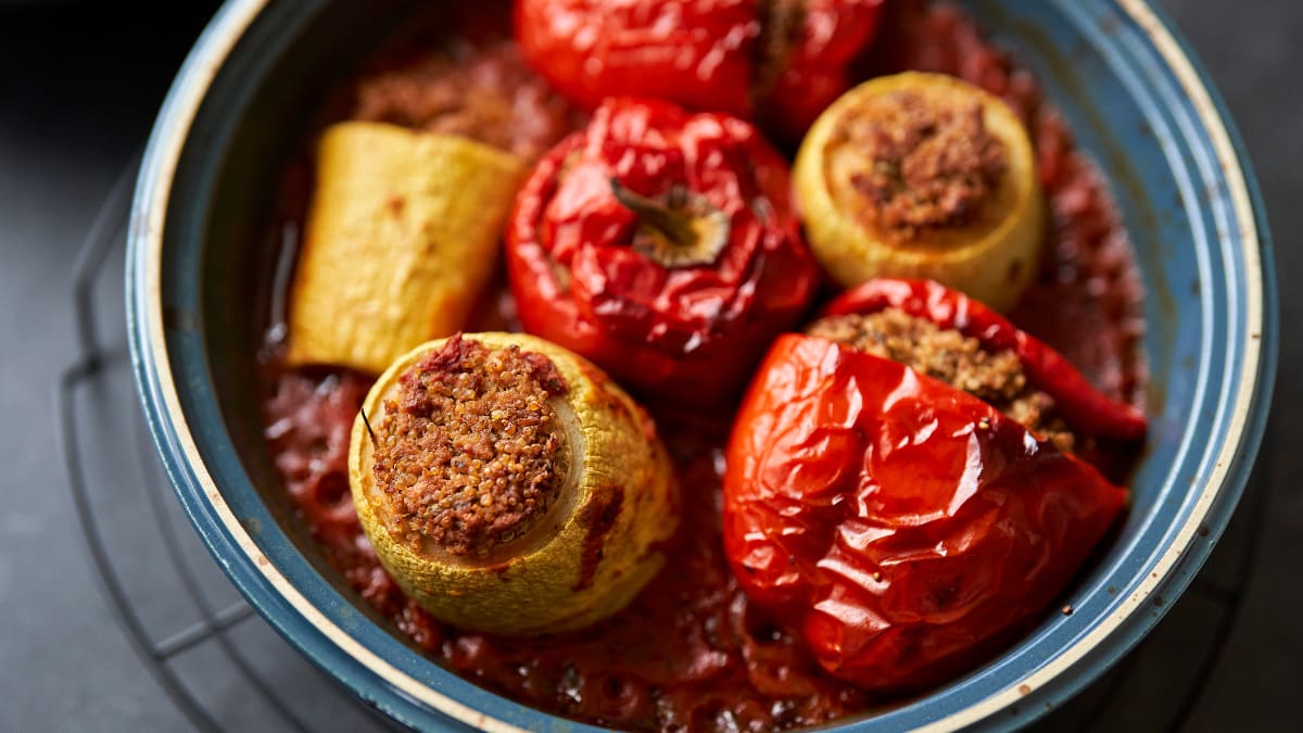 Täidisega suvikõrvits ja paprika