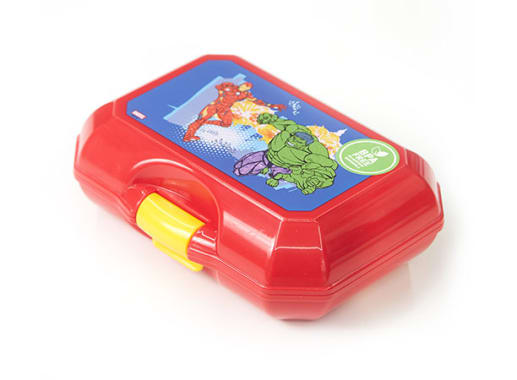SANDWICHERA RECTANGULAR 600ML AVENGERS (24 UND) (1486967)