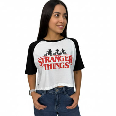 POLO CROP MUJER STRANGER THINGS BLANCO ALGODÓN
