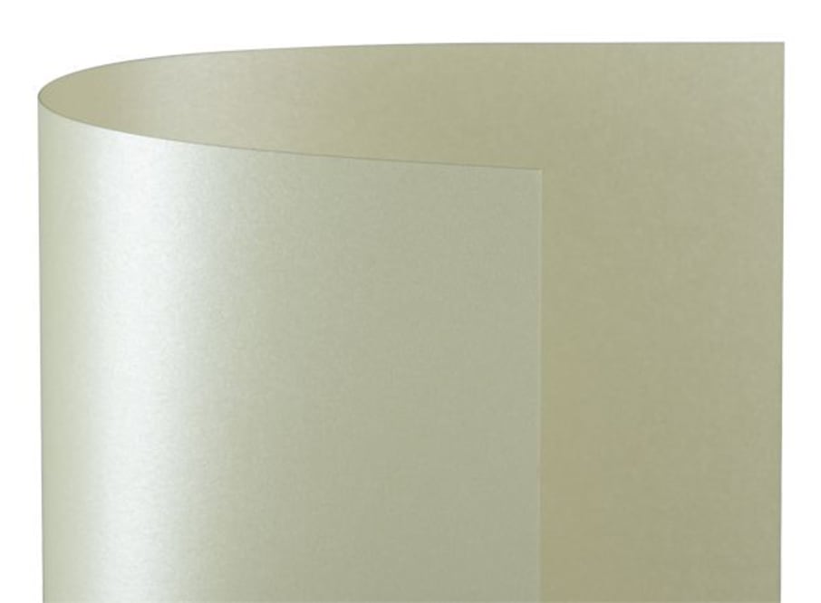 6003077 - PAQ. 250H 120GSM MAJESTIC PASTEL CANDLELIGHT CREAM 72X102CM
