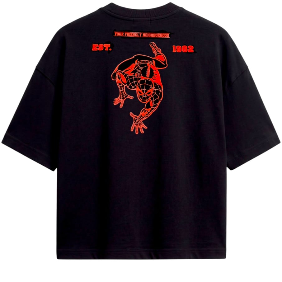 POLO BOXY FIT HOMBRE MARVEL COMICS NEGRO