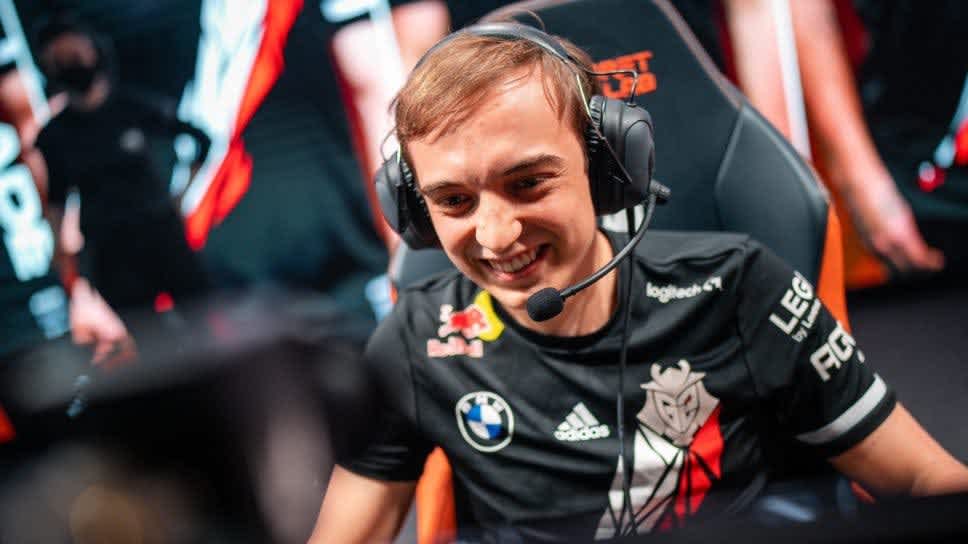 best league of legends players - Caps