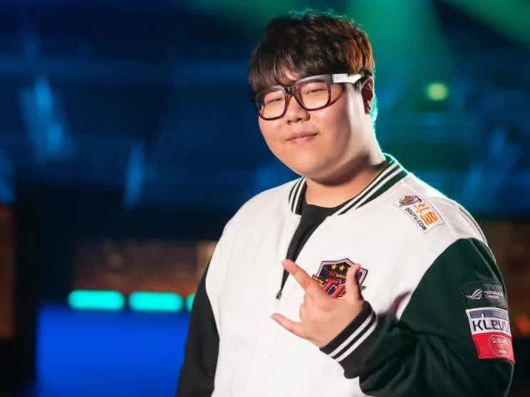 Wolf - best lol support player