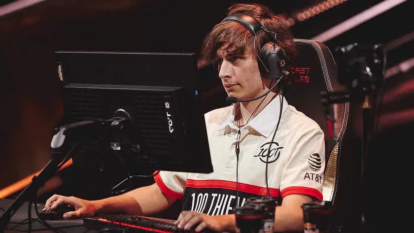 Pro valorant player gear list: 100 Thieves