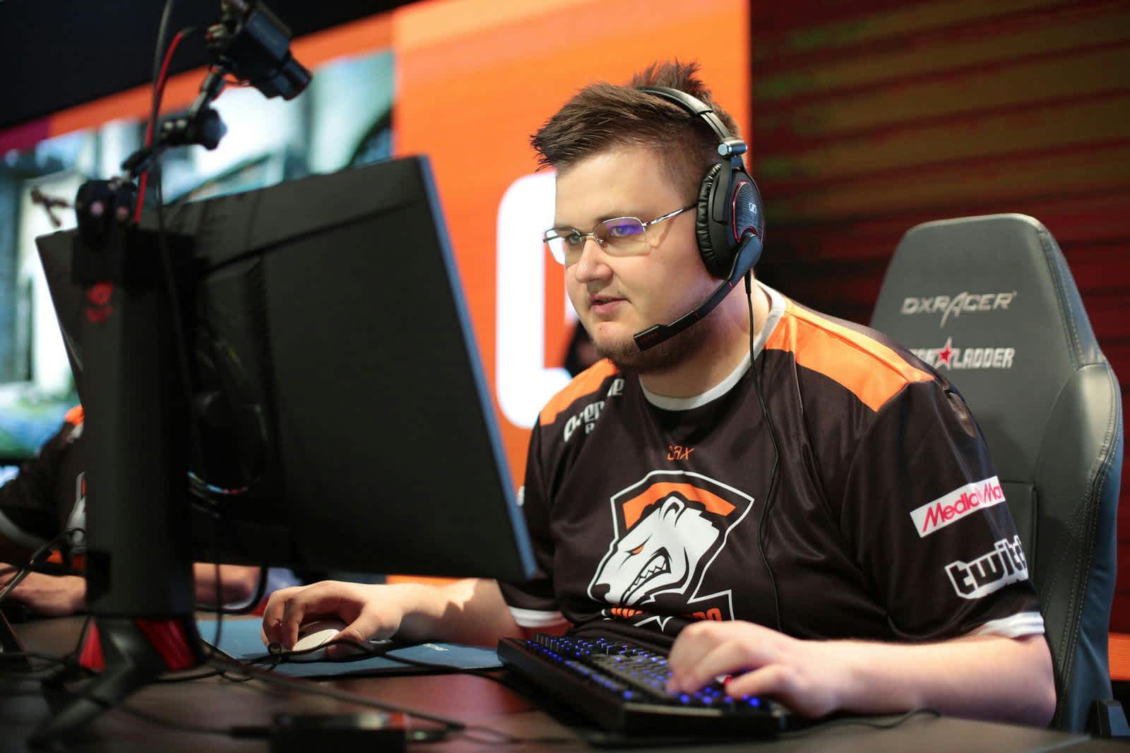 Snax at Starladder iLeague StarSeries 4