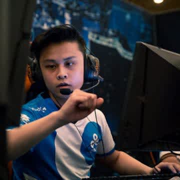 Cloud9 vence os dois mapas com overtimes e elimina Yeah Gaming
