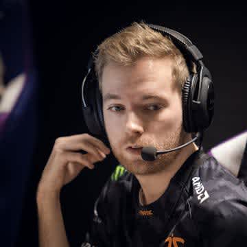 xizt leaves fnatic