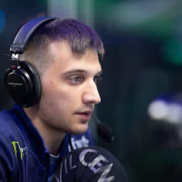 Who is Arteezy? Dota 2 player profile
