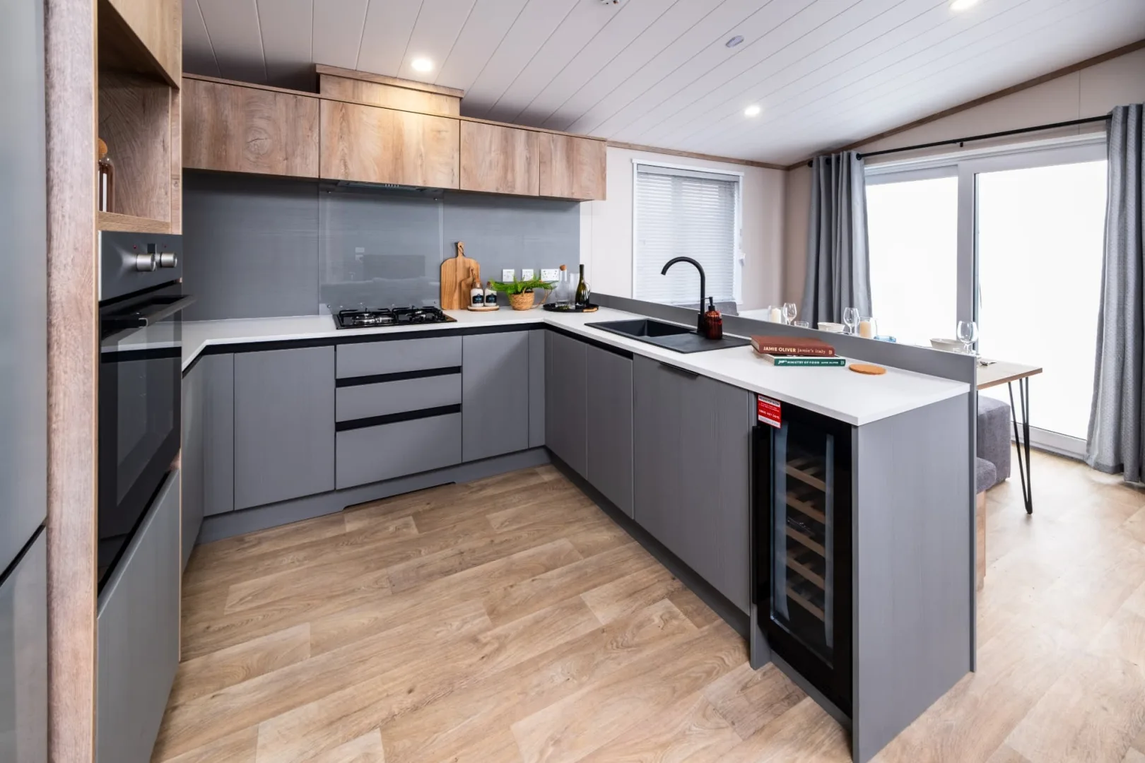 Liberte 20241120_0046_edit.jpg