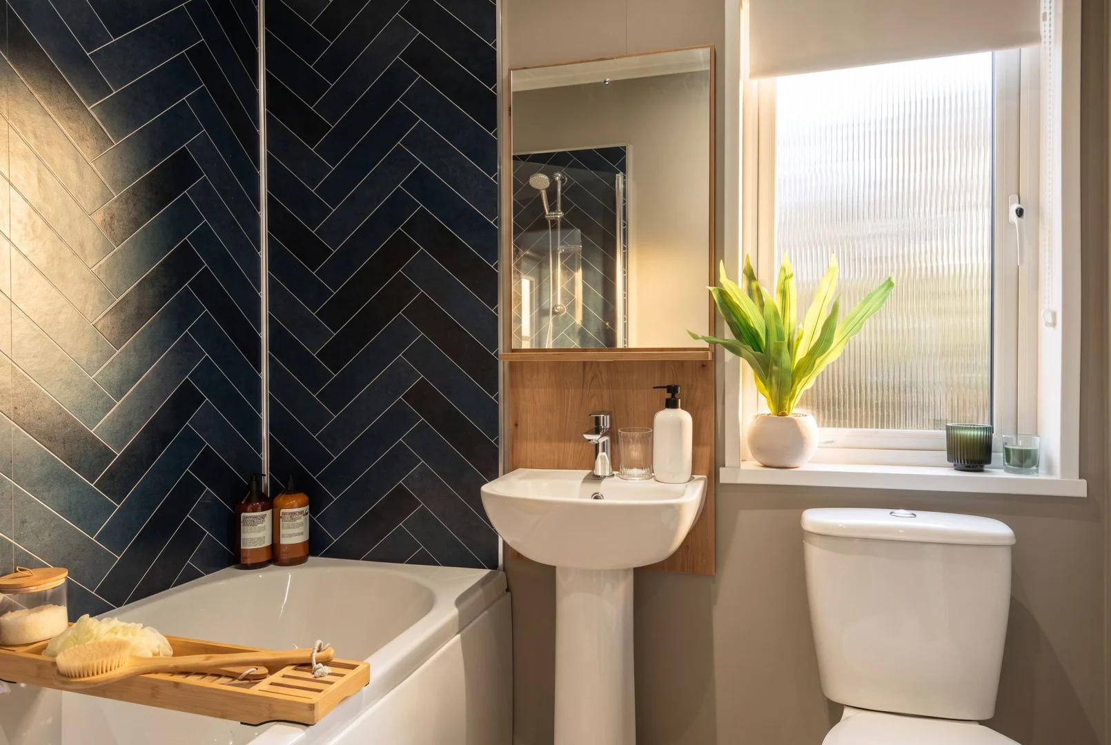 Wisteria bathroom 1.jpeg