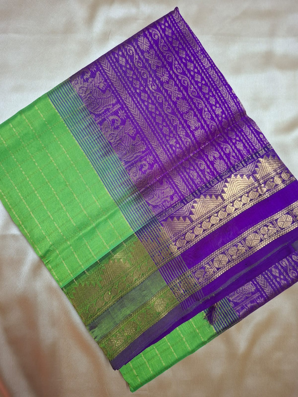 Parrot green with Purple Pure Silk Cotton Handloom saree