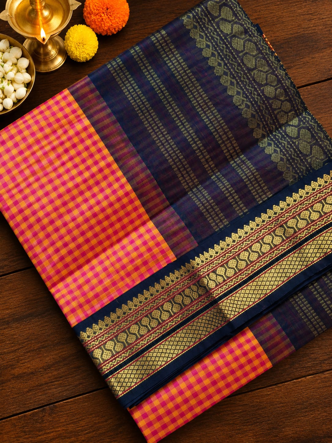 Pure Silk Cotton Handloom saree with Rich Korvai Border