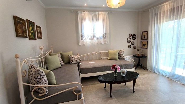 rizes-house mirtia-room