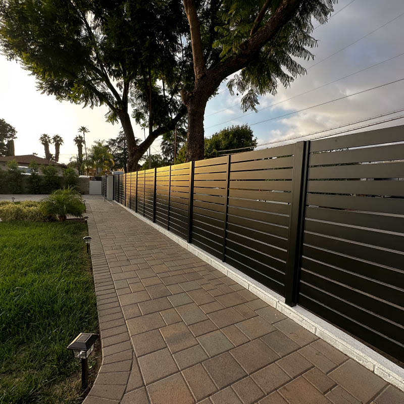 Aluminum fence by LA Fence Craft