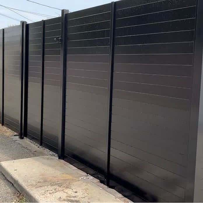 Aluminum fence by LA Fence Craft