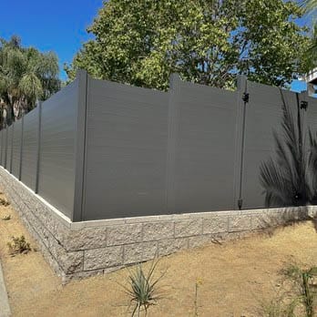 Aluminum fence by LA Fence Craft