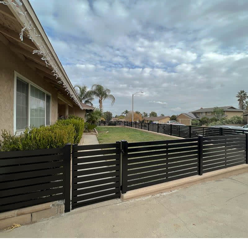 Aluminum fence by LA Fence Craft
