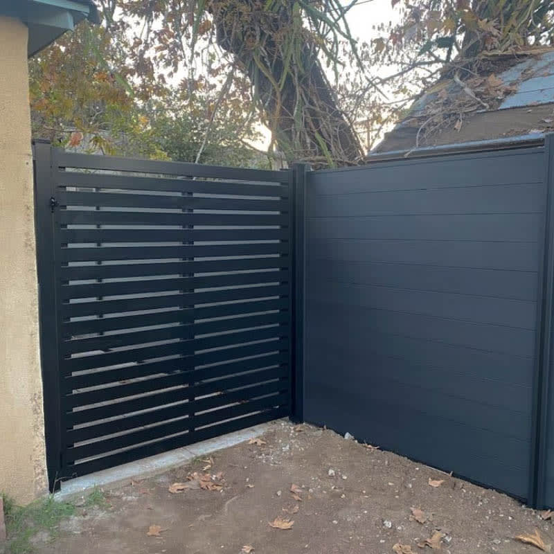 Aluminum fence by LA Fence Craft