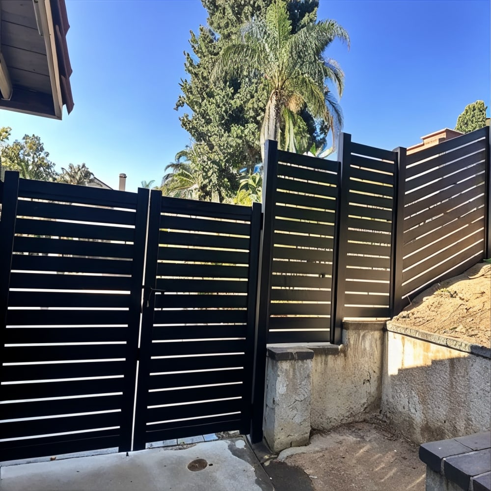 Aluminum fence by LA Fence Craft