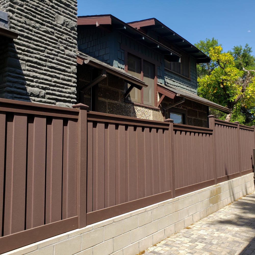 Composite fence by LA Fence Craft