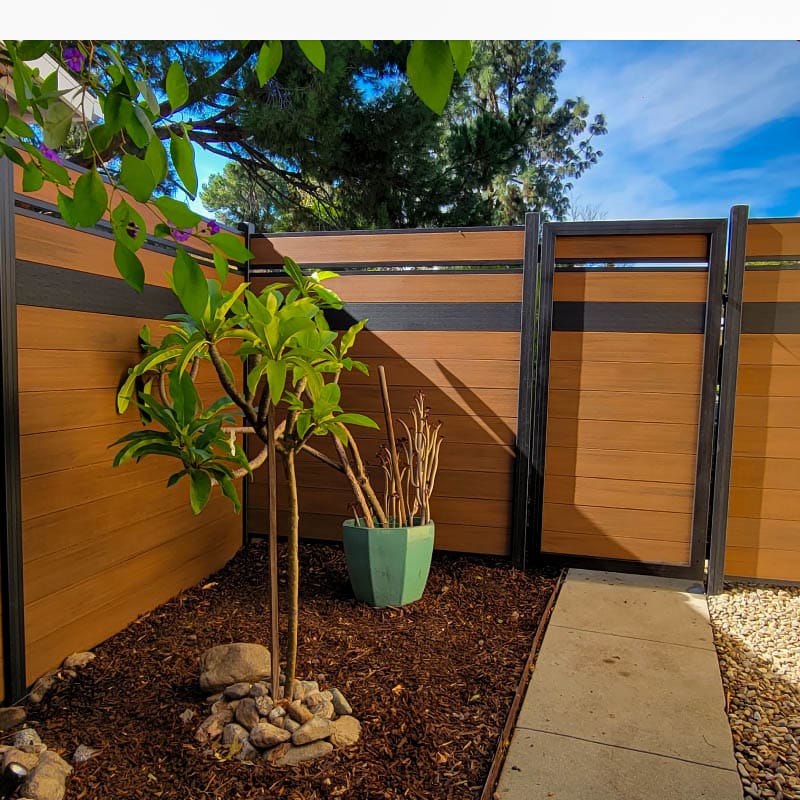 Composite fence by LA Fence Craft