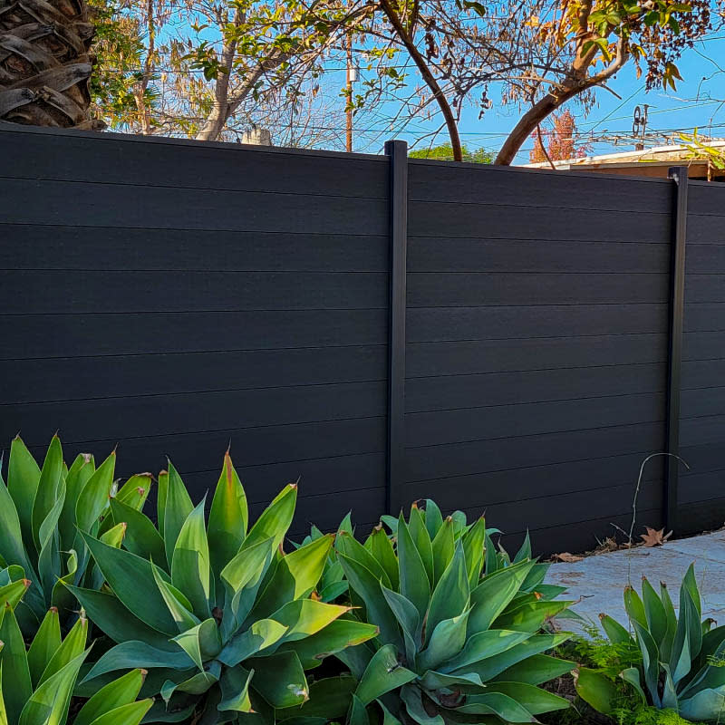 Composite fence by LA Fence Craft