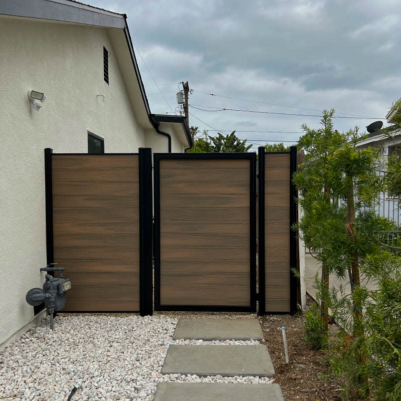 Composite fence by LA Fence Craft