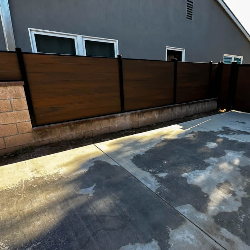 Composite fence by LA Fence Craft