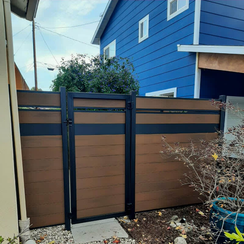 Composite fence by LA Fence Craft