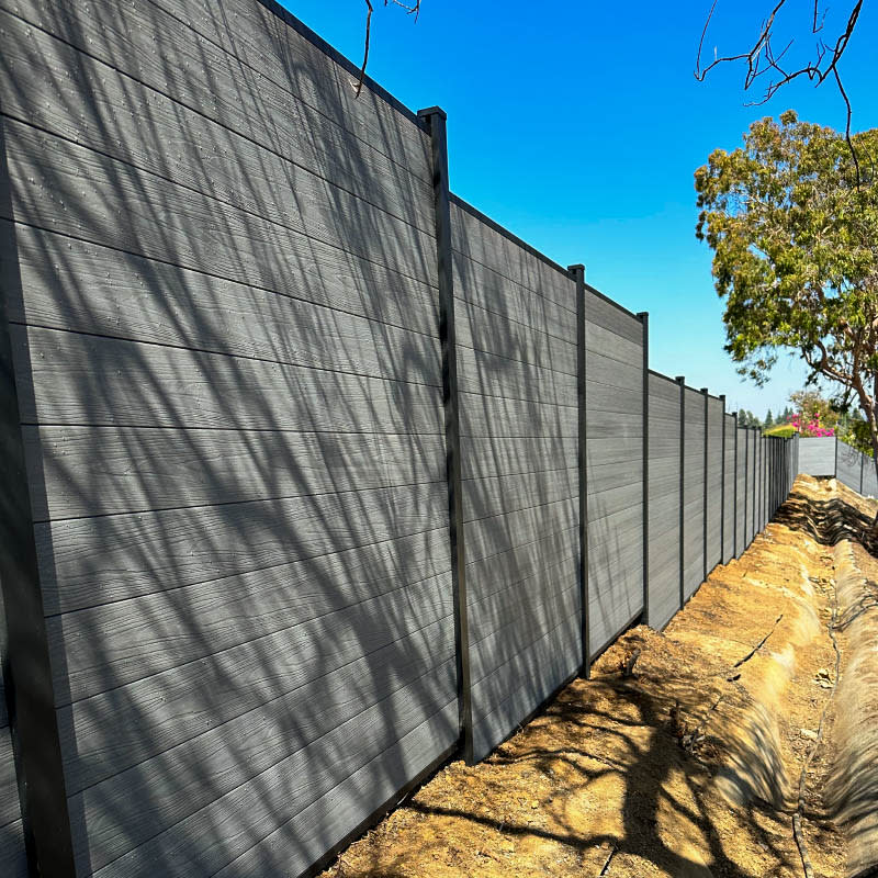 Composite fence by LA Fence Craft
