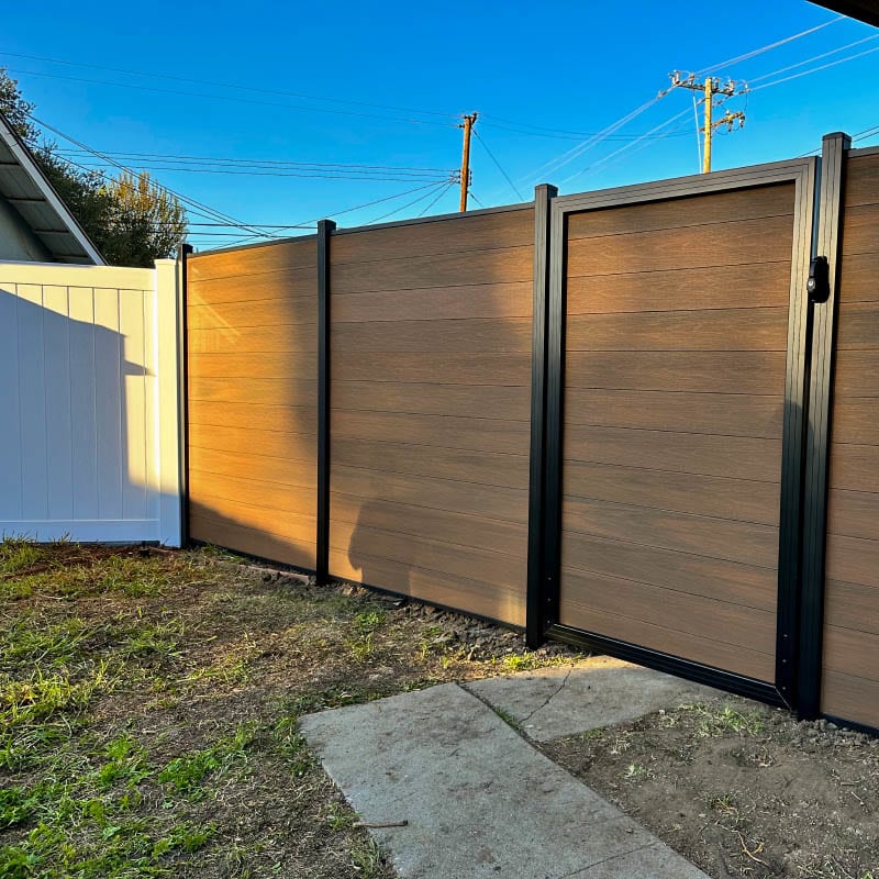 Composite fence by LA Fence Craft