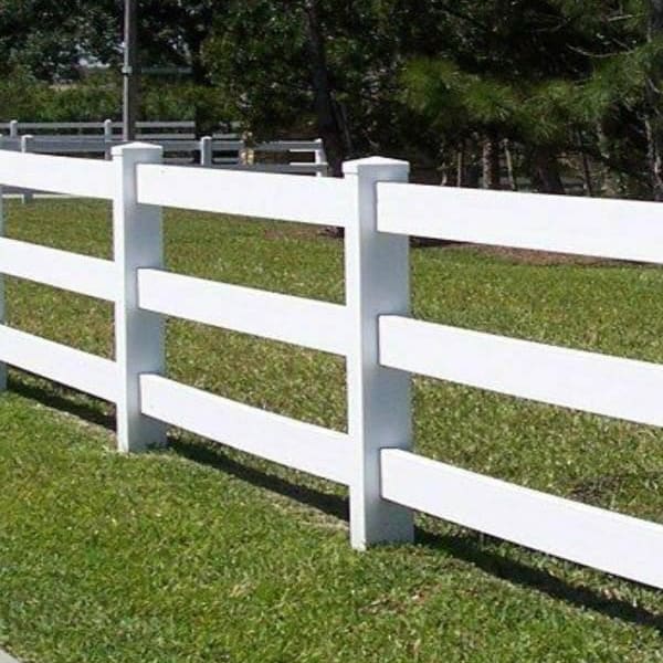 Vinyl fence by LA Fence Craft