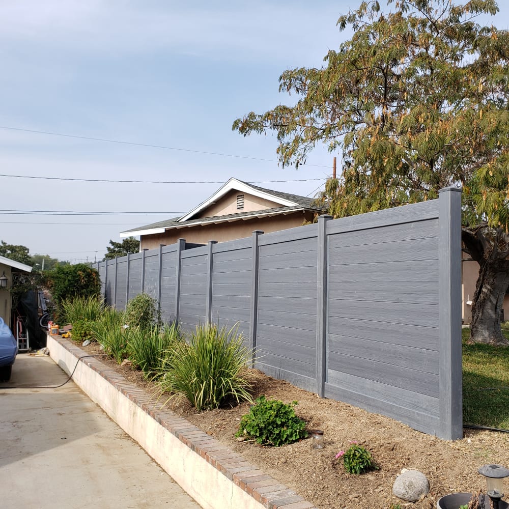 Vinyl fence by LA Fence Craft