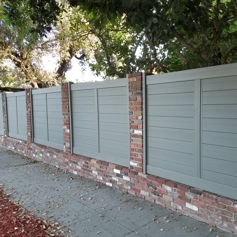 Vinyl fence by LA Fence Craft