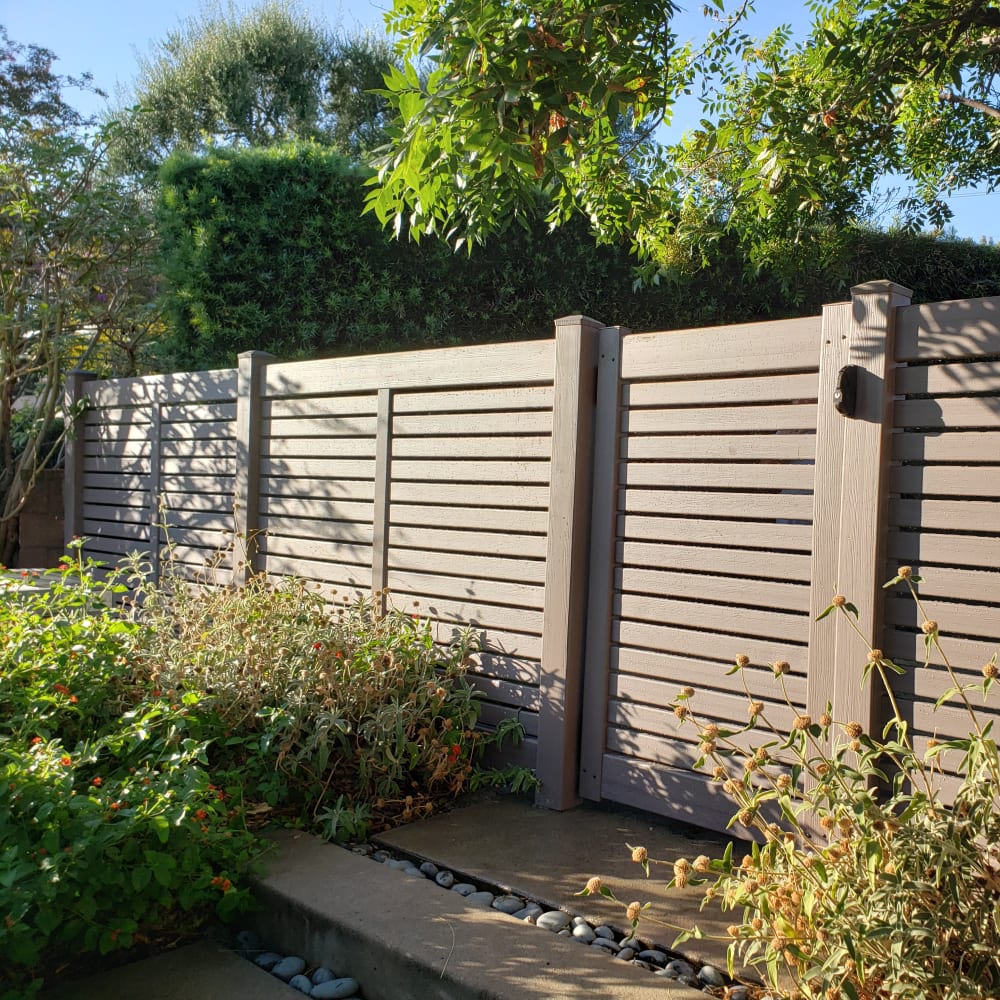 Vinyl fence by LA Fence Craft