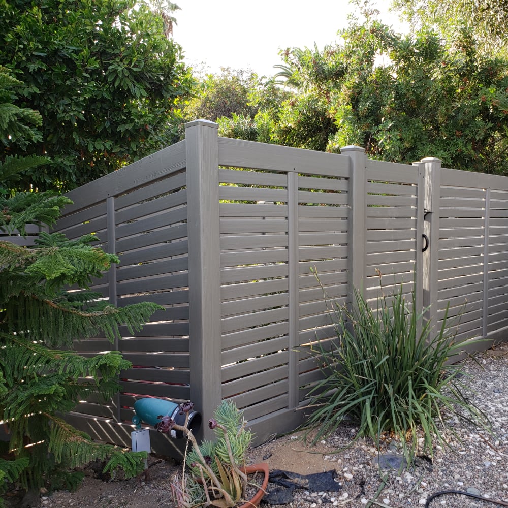 Vinyl fence by LA Fence Craft