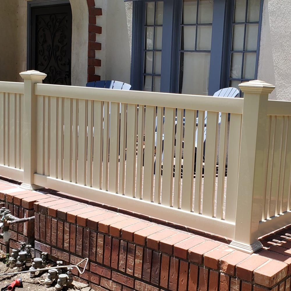 Vinyl fence by LA Fence Craft